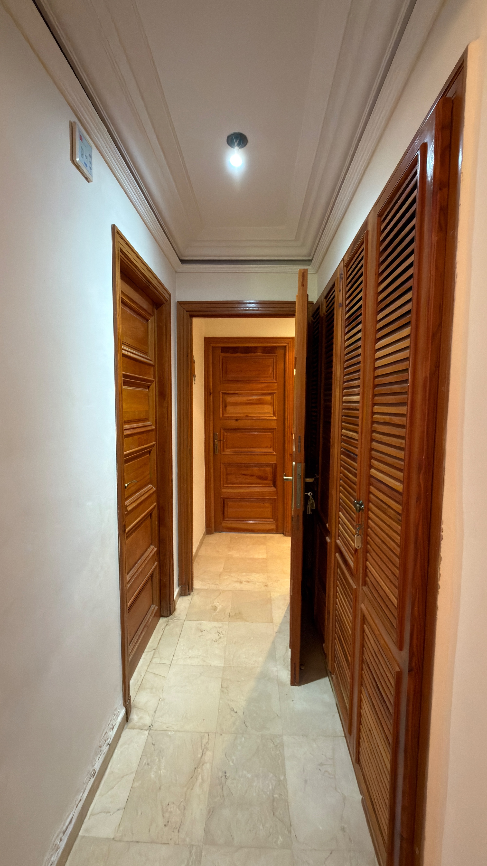 Appartement rez-de-jardin à louer | 2 chambres et un grand salon — photo 7